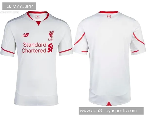 利物浦推出全黑复刻球衣向1995-96赛季客场球衣致敬 利物浦推出全黑复刻球衣向1995-96赛季客场球衣致敬