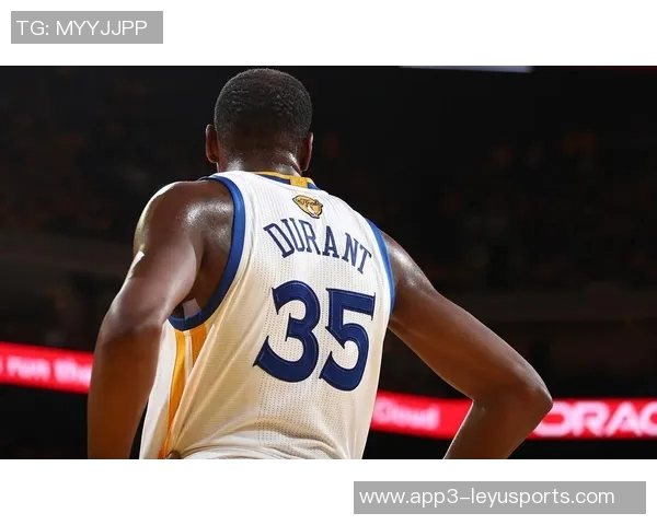 杜兰特对年轻KD的忠告：你并非想象中的伟大但也不是那么糟糕