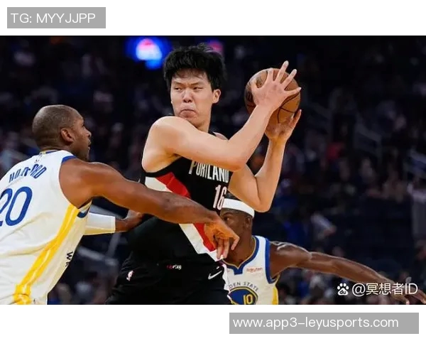 克林根闪耀全场砍下20分15板开拓者迎来自阿德后首位二年级新星